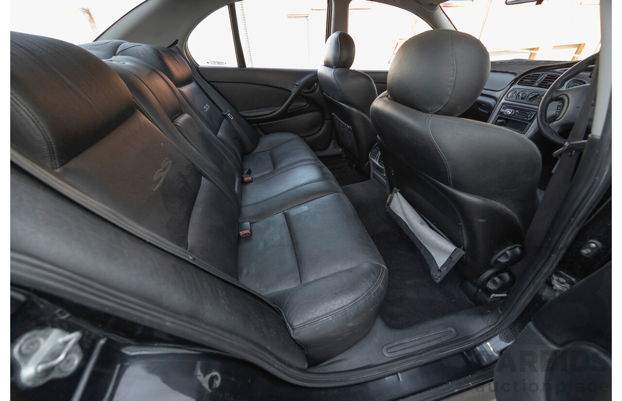 2/2002 Holden Commodore SS VXII 4d Sedan Phantom Black Metallic V8 5.7L