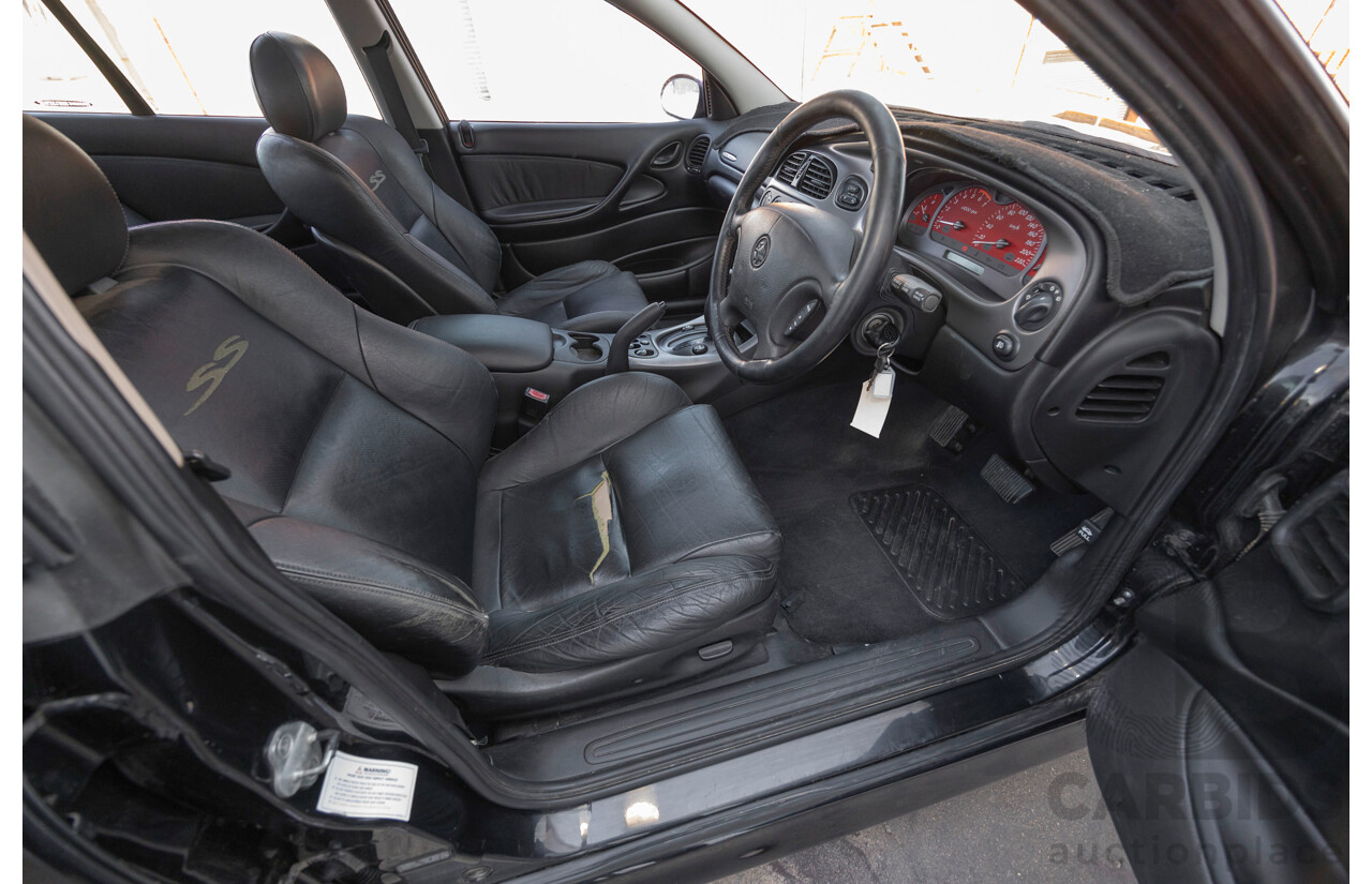 2/2002 Holden Commodore SS VXII 4d Sedan Phantom Black Metallic V8 5.7L