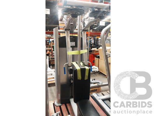 Life Fitness Pec Fly/Rear Delt