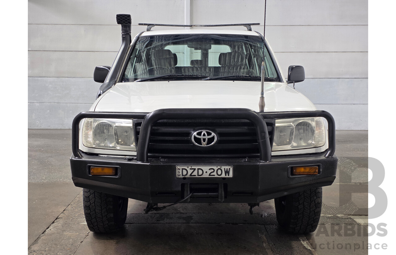 10/2006 Toyota Landcruiser (4x4) HZJ105R UPGRADE 4d Wagon White 4.2L
