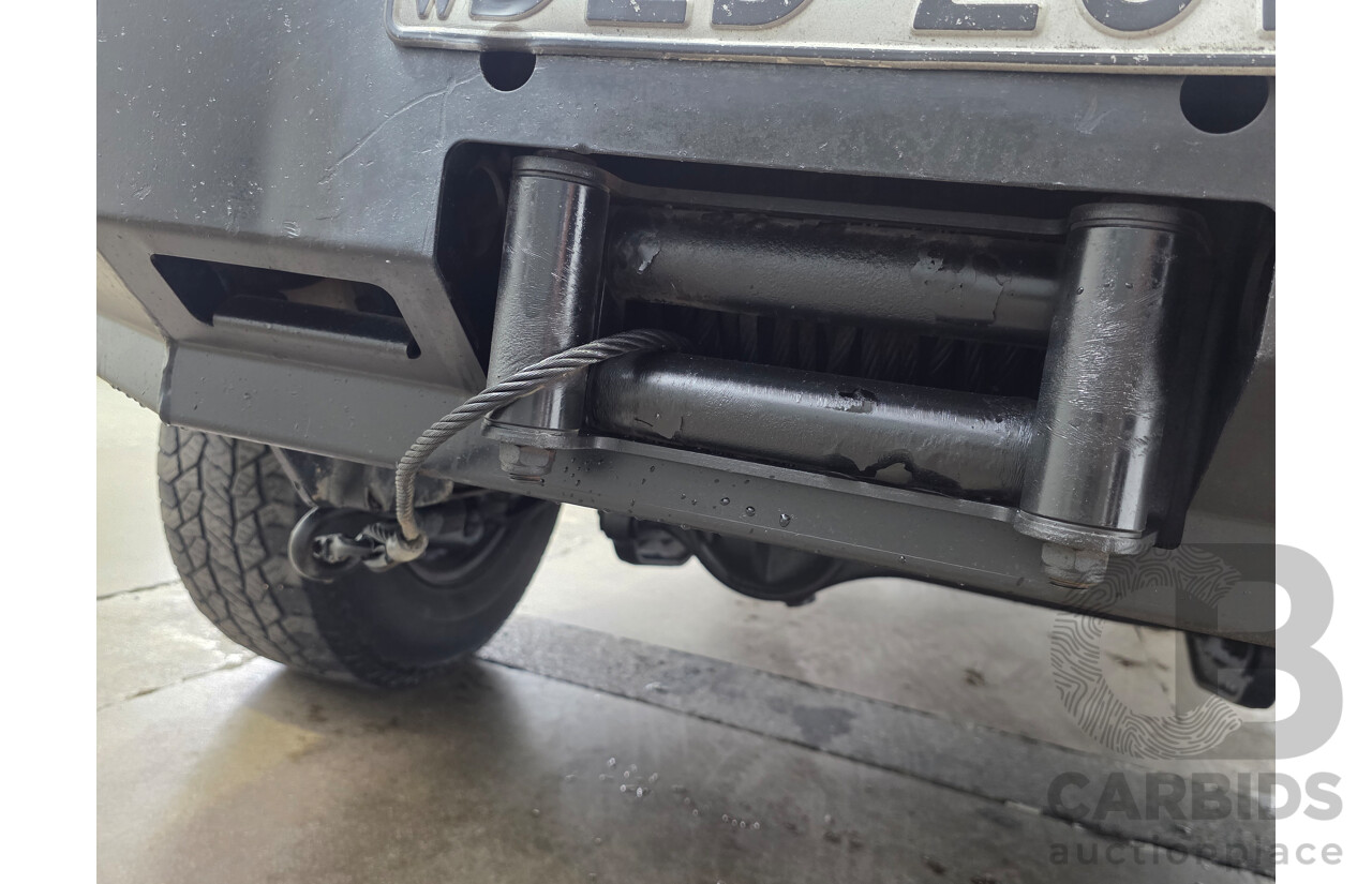 10/2006 Toyota Landcruiser (4x4) HZJ105R UPGRADE 4d Wagon White 4.2L