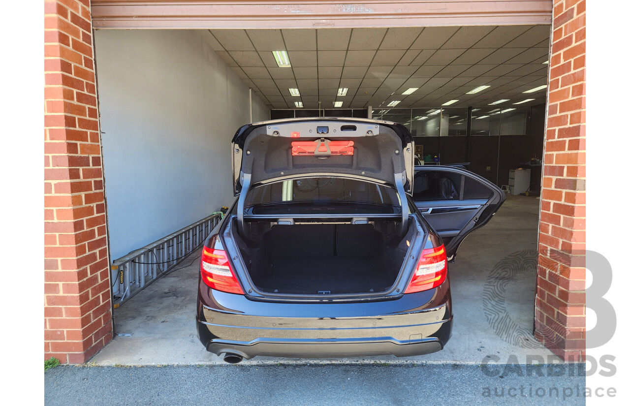 03/2014 Mercedes-Benz C200 W204 MY14 4d Sedan Black 1.8L