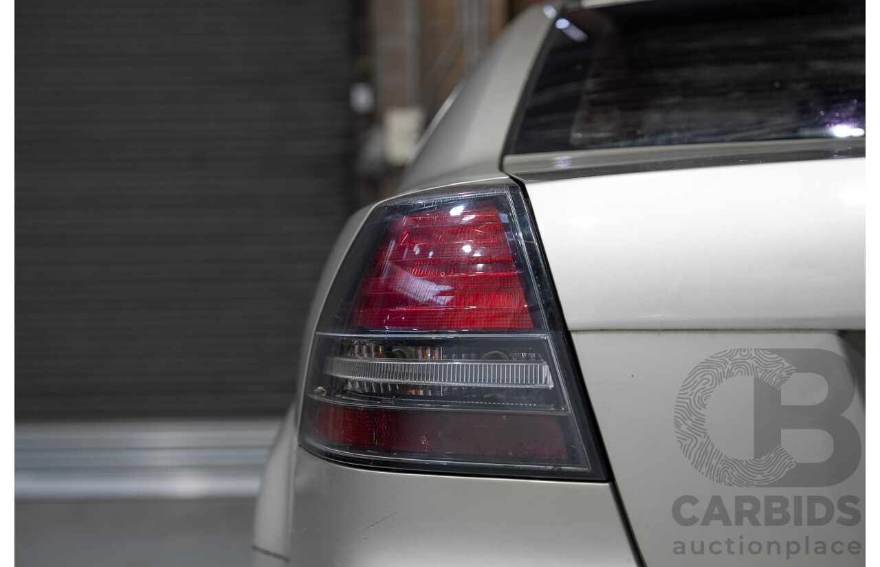 09/2006 Holden Calais VE 4d Sedan Gold 3.6L