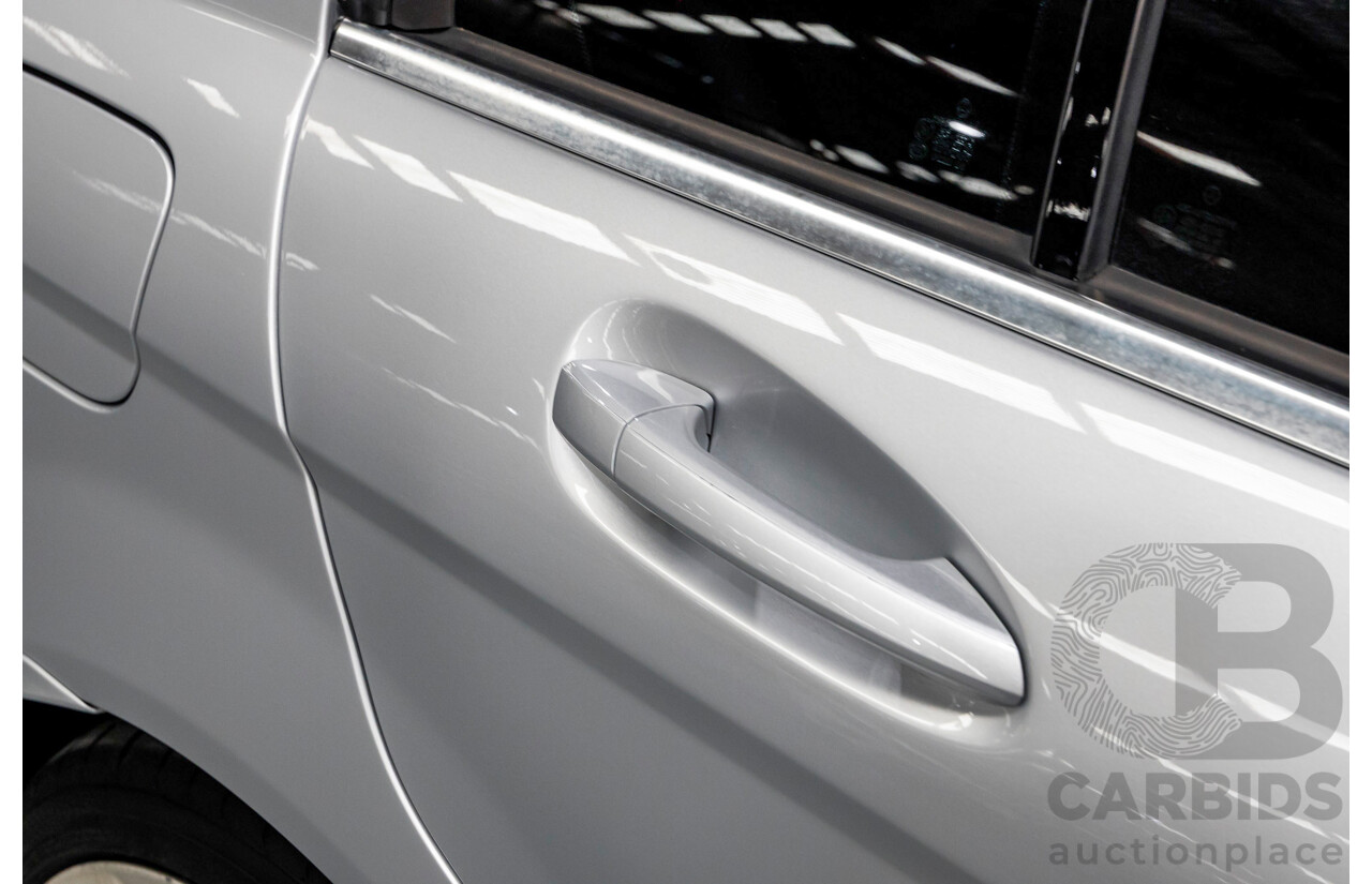 10/2012 Mercedes-Benz C250 Avantgarde W204 MY12 4d Sedan Iridium Silver Metallic Turbo 1.8L