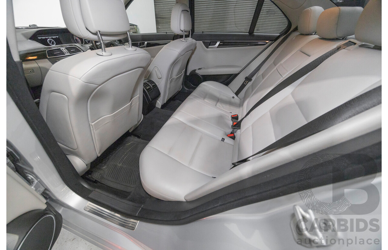 10/2012 Mercedes-Benz C250 Avantgarde W204 MY12 4d Sedan Iridium Silver Metallic Turbo 1.8L