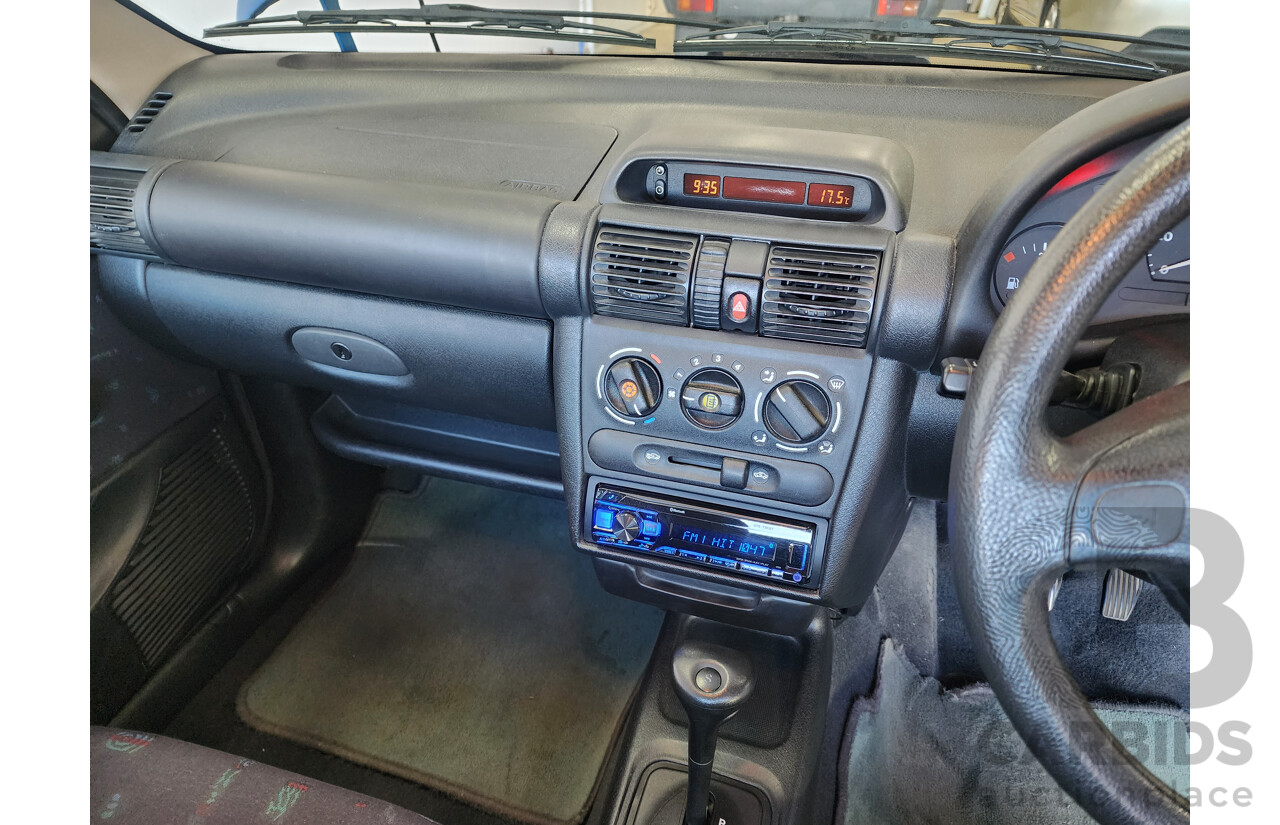09/1999 Holden Barina Olympic Edition SB 5d Hatchback Blue 1.4L