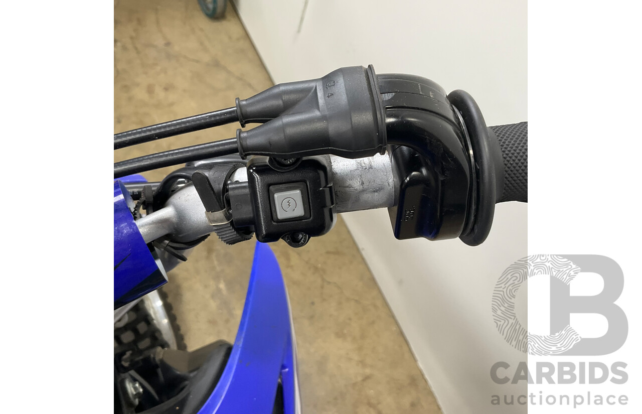2017 YAMAHA (TT-R110E) Dirtbike