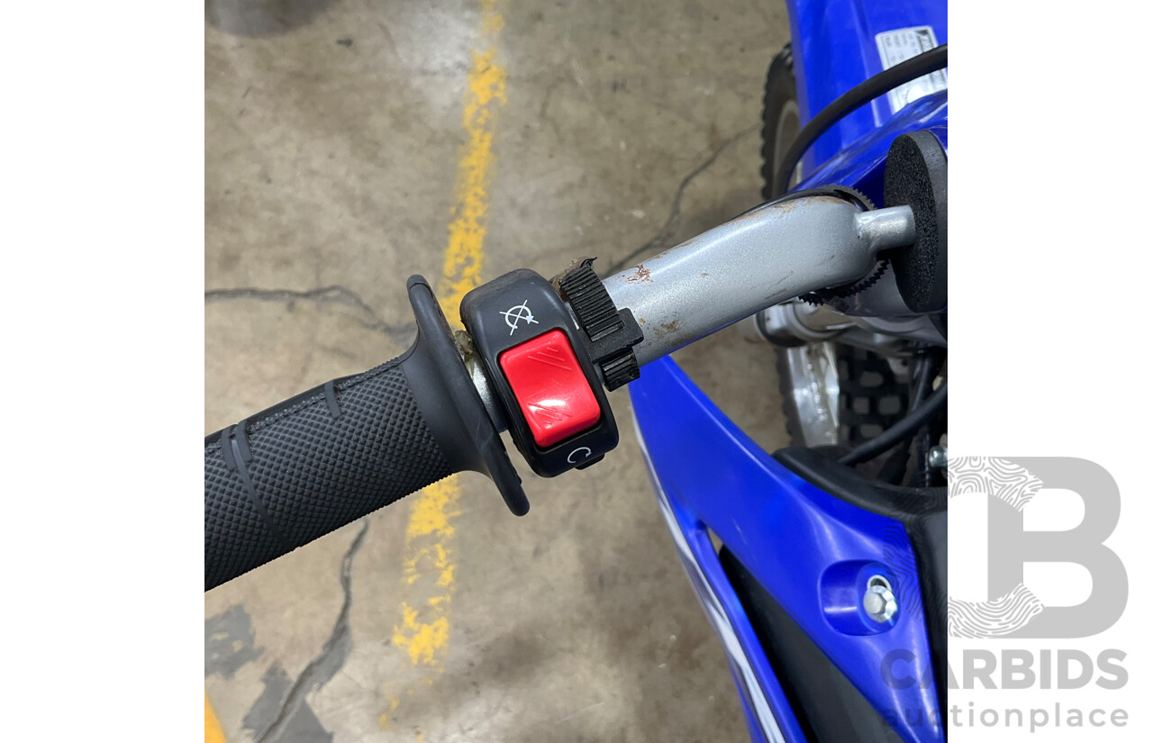 2017 YAMAHA (TT-R110E) Dirtbike