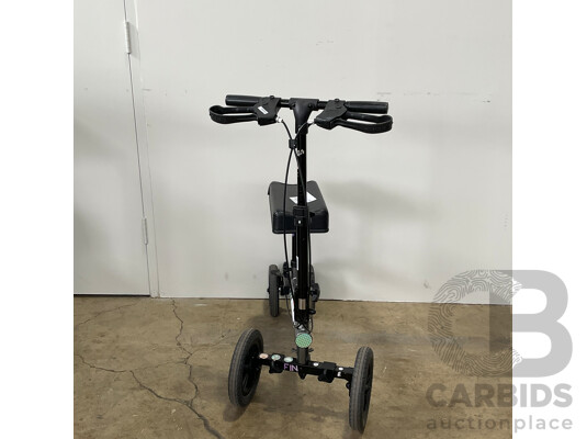 Steerable Knee Scooter