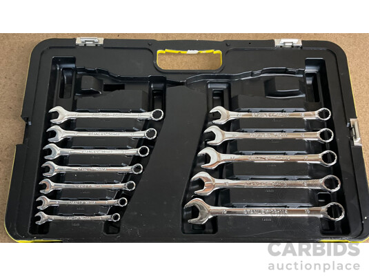 STANELY 87 Piece Metric Hand Tool Set
