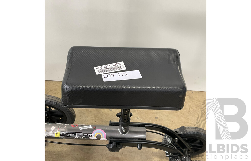 Steerable Knee Scooter