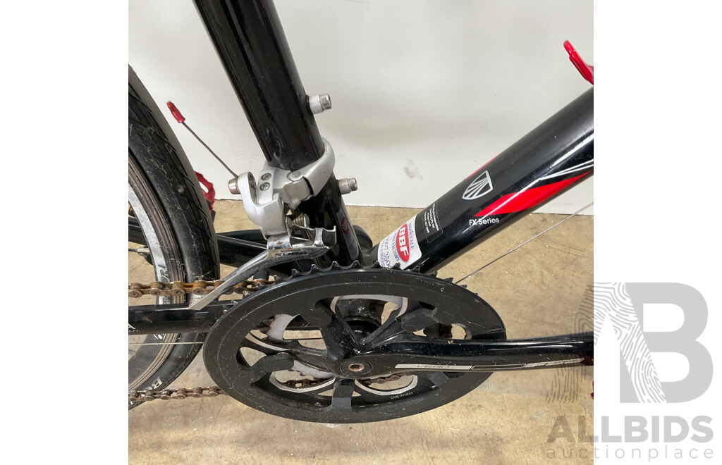 TREK FX Hybrid Fitness Bike