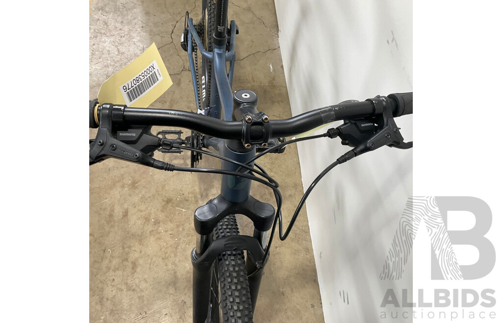 LIV ROVE by Giant Hybrid Bike