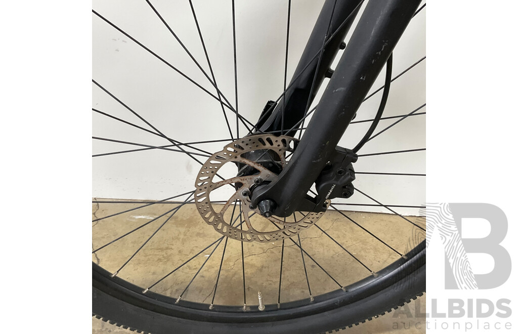 LIV ROVE by Giant Hybrid Bike
