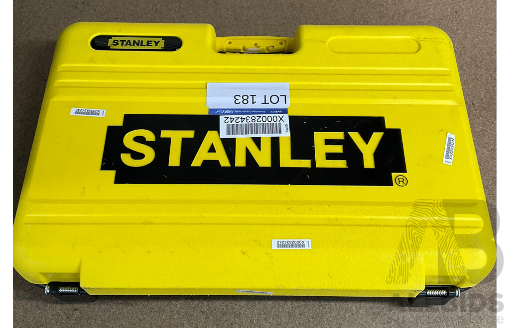 STANELY 87 Piece Metric Hand Tool Set