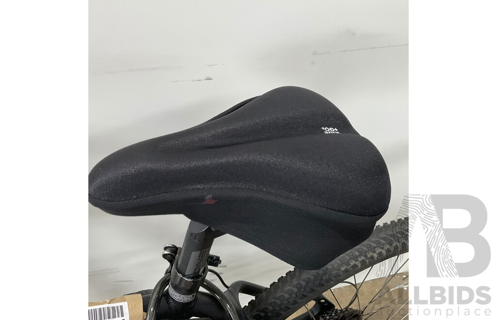 FLUID Momentum Mountain Bike