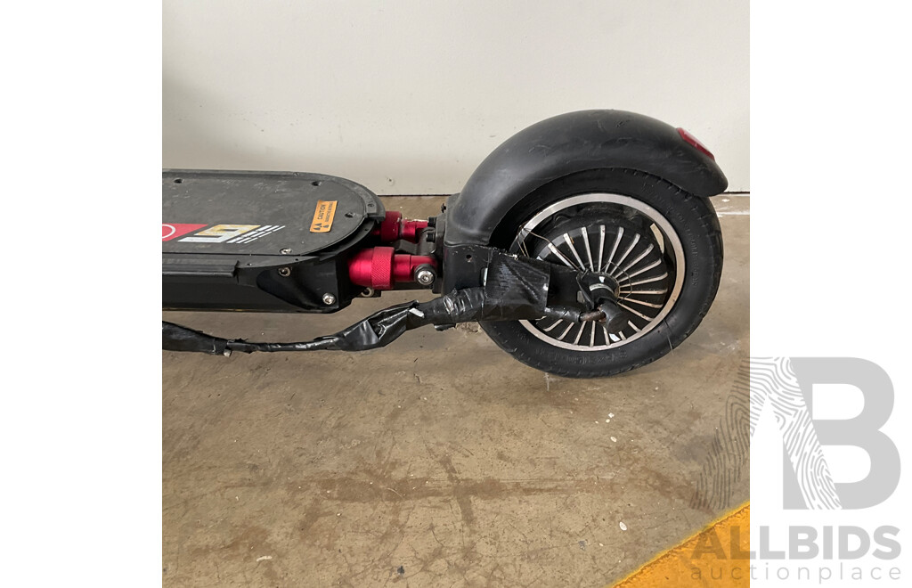 ZERO 9 Electric Scooter