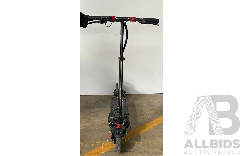 ZERO 9 Electric Scooter