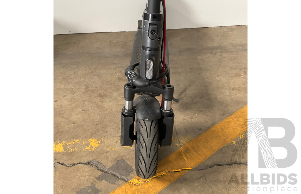 NINEBOT Segway KickScooter F2 Pro II Electric Scooter