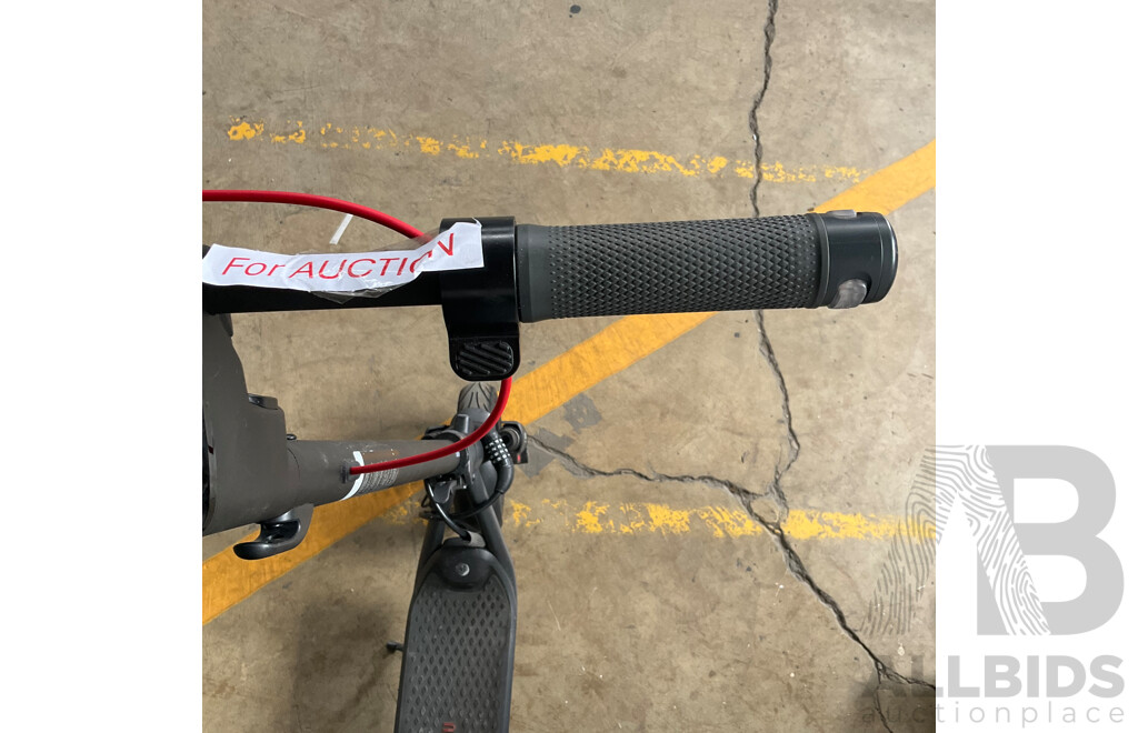 NINEBOT Segway KickScooter F2 Pro II Electric Scooter