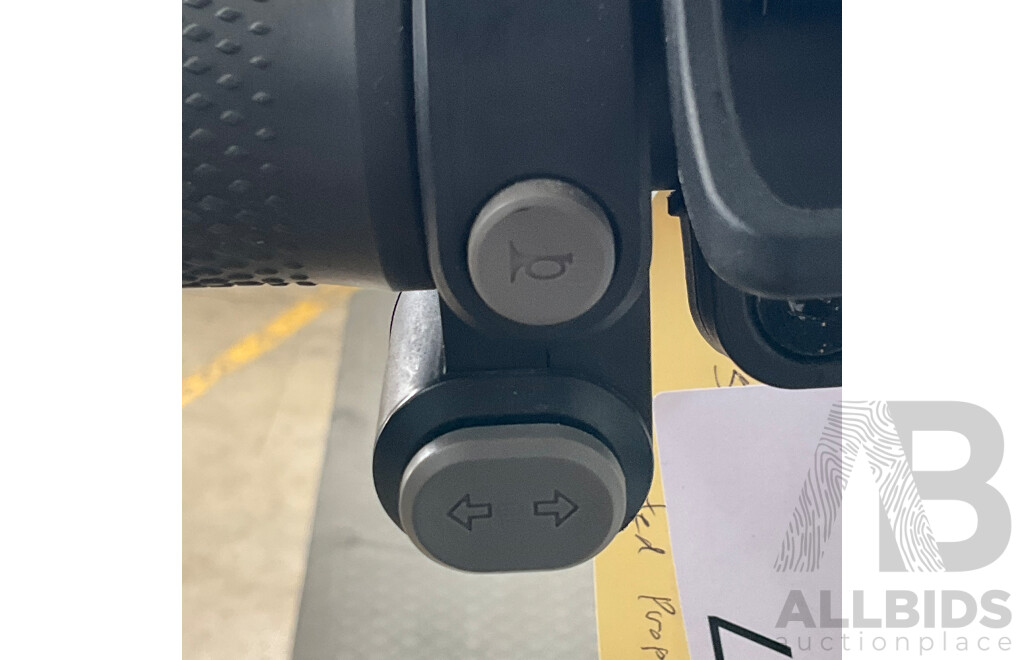 NINEBOT Segway KickScooter F2 Pro II Electric Scooter