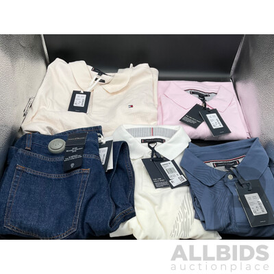 TOMMY HILFIGER - ASSORTED CLOTHING (Polos, Jeans) -LOT of 5