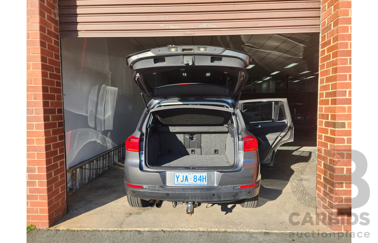 06/2012 Volkswagen Tiguan 132 TSI Pacific 5NC MY12 4d Wagon Grey 2.0L