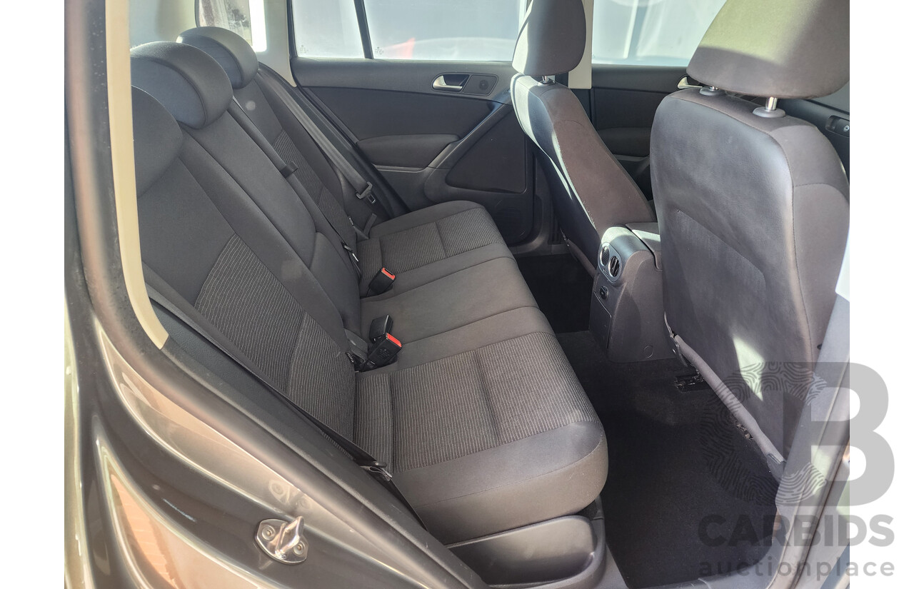 06/2012 Volkswagen Tiguan 132 TSI Pacific 5NC MY12 4d Wagon Grey 2.0L