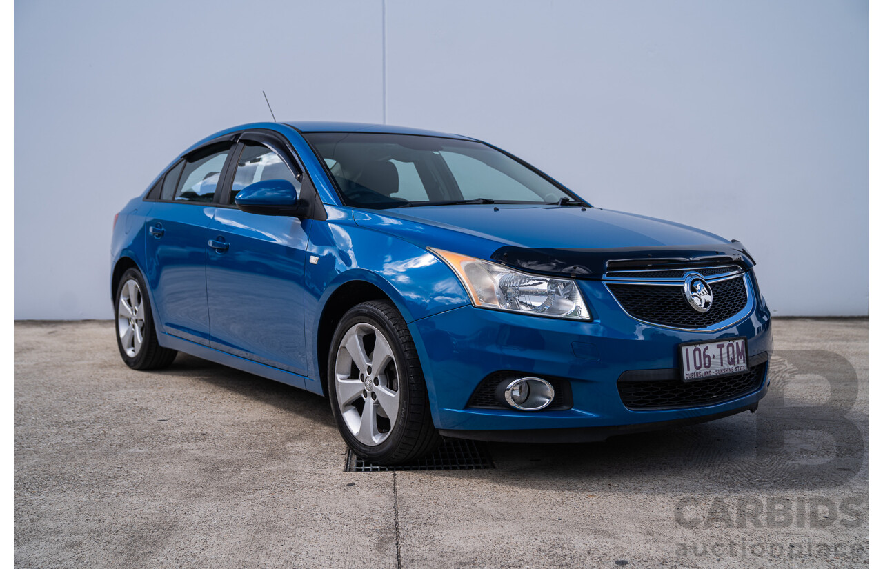 11/2013 Holden Cruze CD Equipe JH Series 2 MY13 4d Sedan Perfect Blue 1.8L