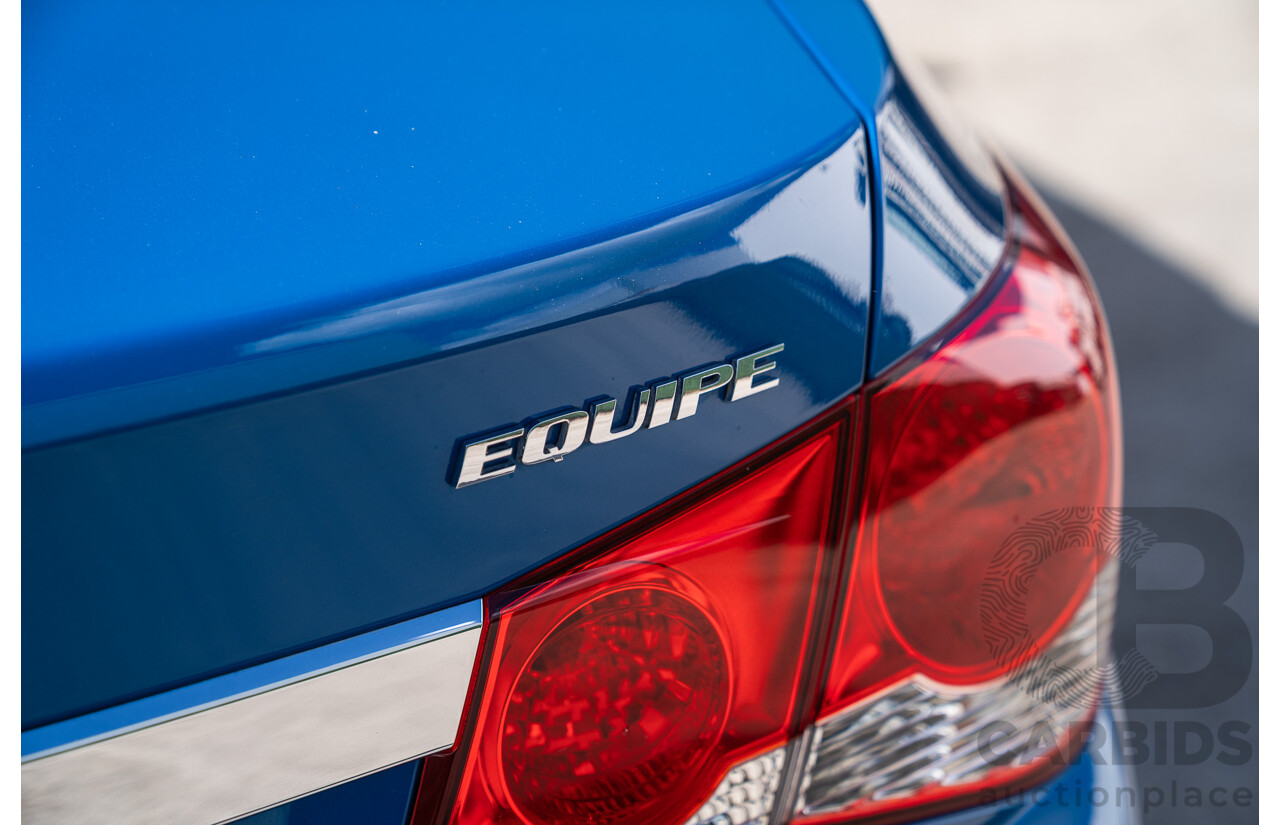 11/2013 Holden Cruze CD Equipe JH Series 2 MY13 4d Sedan Perfect Blue 1.8L