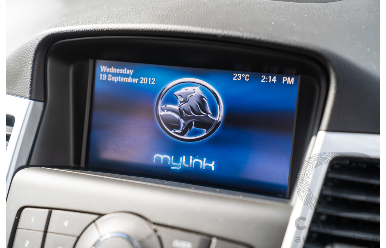 11/2013 Holden Cruze CD Equipe JH Series 2 MY13 4d Sedan Perfect Blue 1.8L