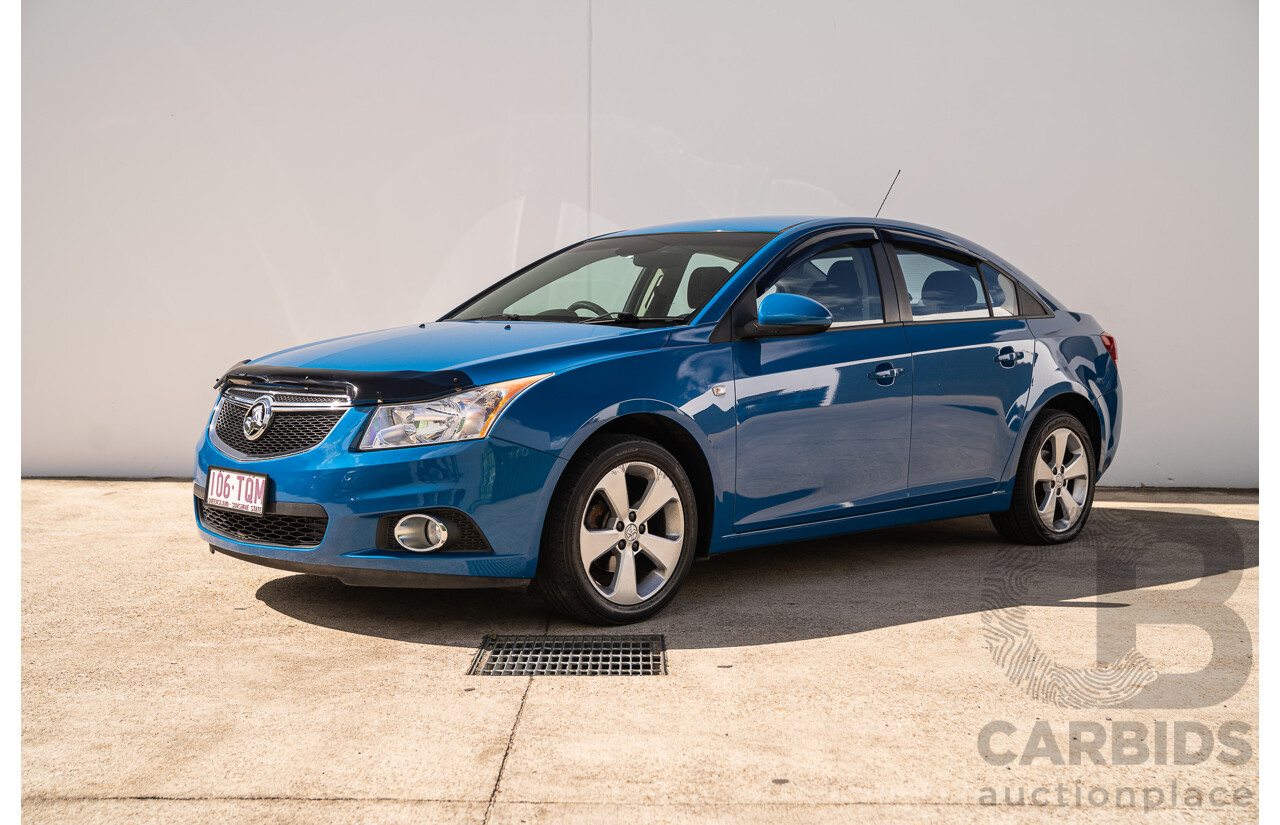 11/2013 Holden Cruze CD Equipe JH Series 2 MY13 4d Sedan Perfect Blue 1.8L