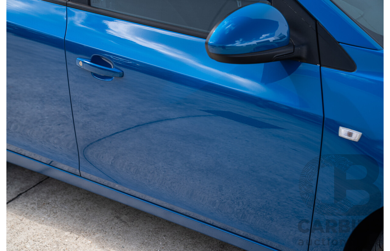 11/2013 Holden Cruze CD Equipe JH Series 2 MY13 4d Sedan Perfect Blue 1.8L