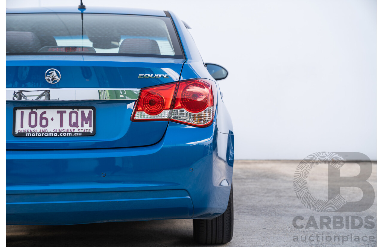 11/2013 Holden Cruze CD Equipe JH Series 2 MY13 4d Sedan Perfect Blue 1.8L