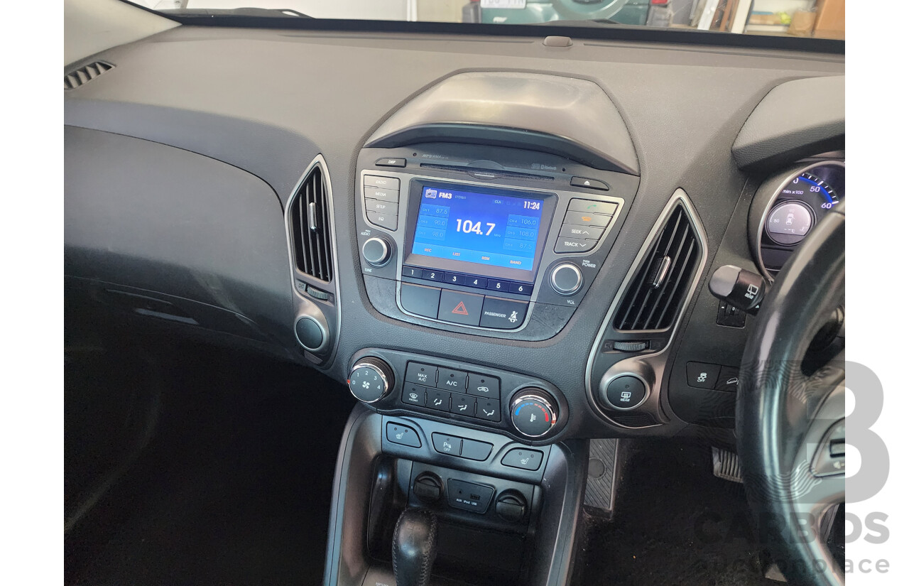 06/2014 Hyundai Ix35 Trophy (fwd) LM SERIES II 4d Wagon White 2.0L