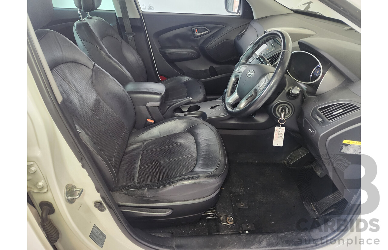 06/2014 Hyundai Ix35 Trophy (fwd) LM SERIES II 4d Wagon White 2.0L