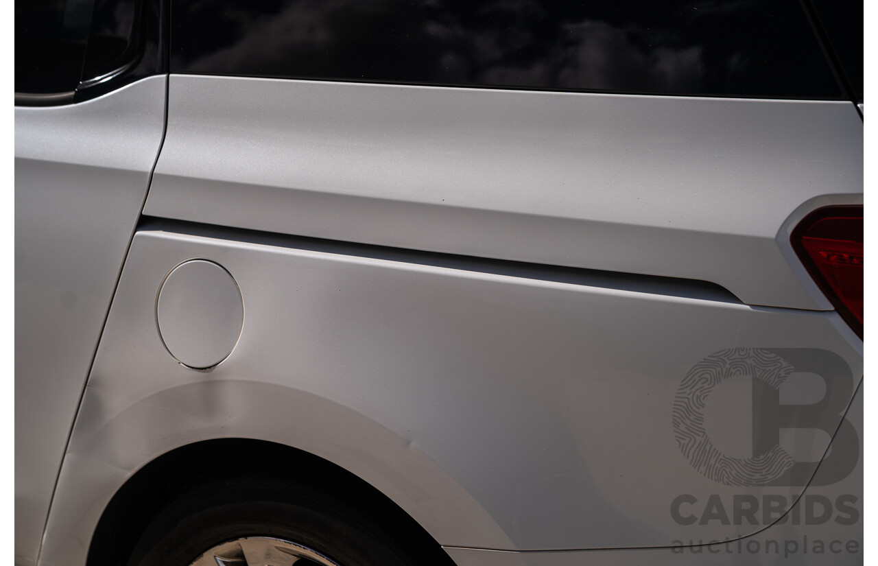 02/2018 Kia Carnival Platinum YP MY18 4d Wagon Snow Pearl White Turbo Diesel 2.2L - 8 Seater