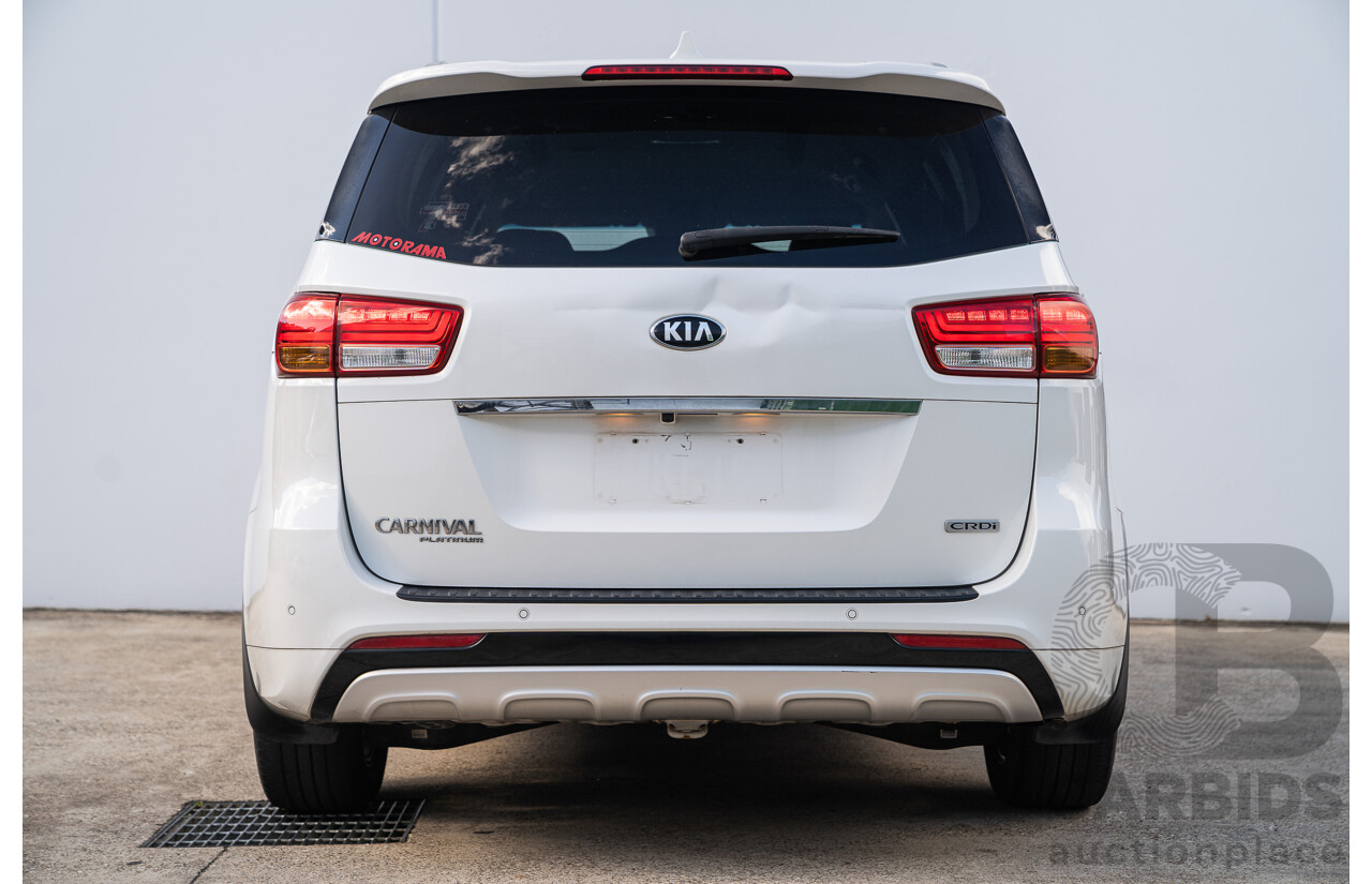 02/2018 Kia Carnival Platinum YP MY18 4d Wagon Snow Pearl White Turbo Diesel 2.2L - 8 Seater