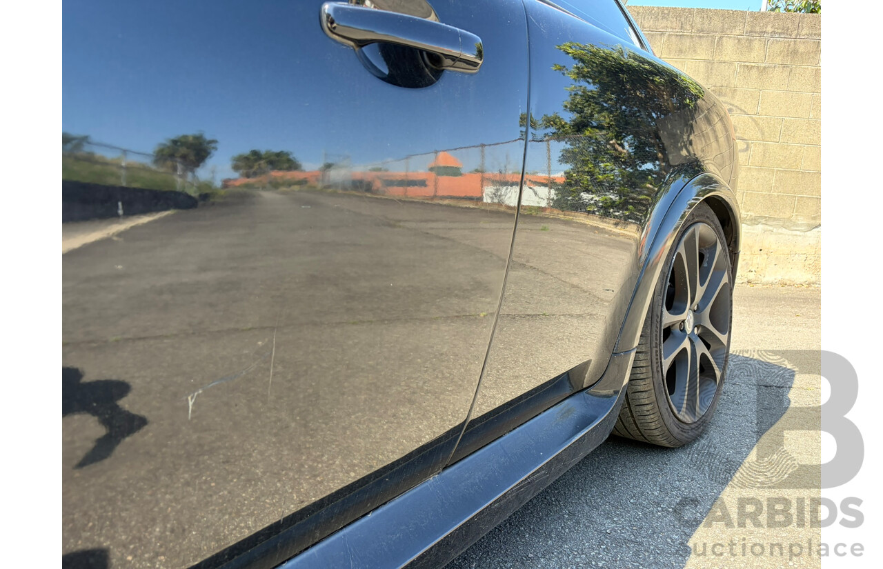 10/2012 Volvo C30 T5 R-DESIGN (FWD) MY12 3d Hatchback Black 2.5L