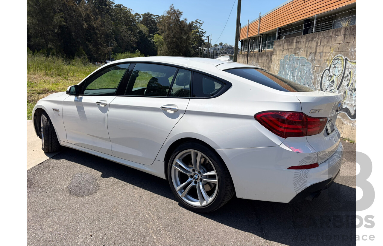 04/2016 BMW 5 20d GT Luxury Line (RWD) F07 MY15 4d Coupe Alpine White 2.0L