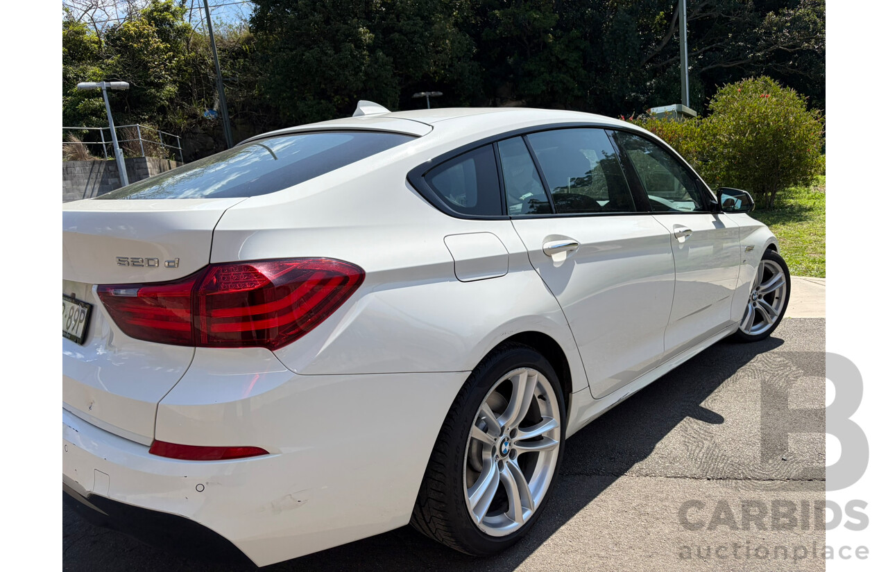 04/2016 BMW 5 20d GT Luxury Line (RWD) F07 MY15 4d Coupe Alpine White 2.0L