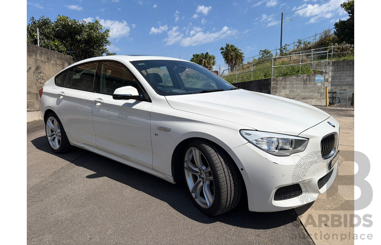 04/2016 BMW 5 20d GT Luxury Line (RWD) F07 MY15 4d Coupe Alpine White 2.0L