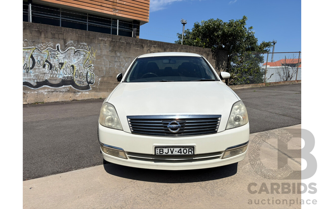 03/2009 Nissan Maxima ST-L J31 MY06 4d Sedan White 3.5L