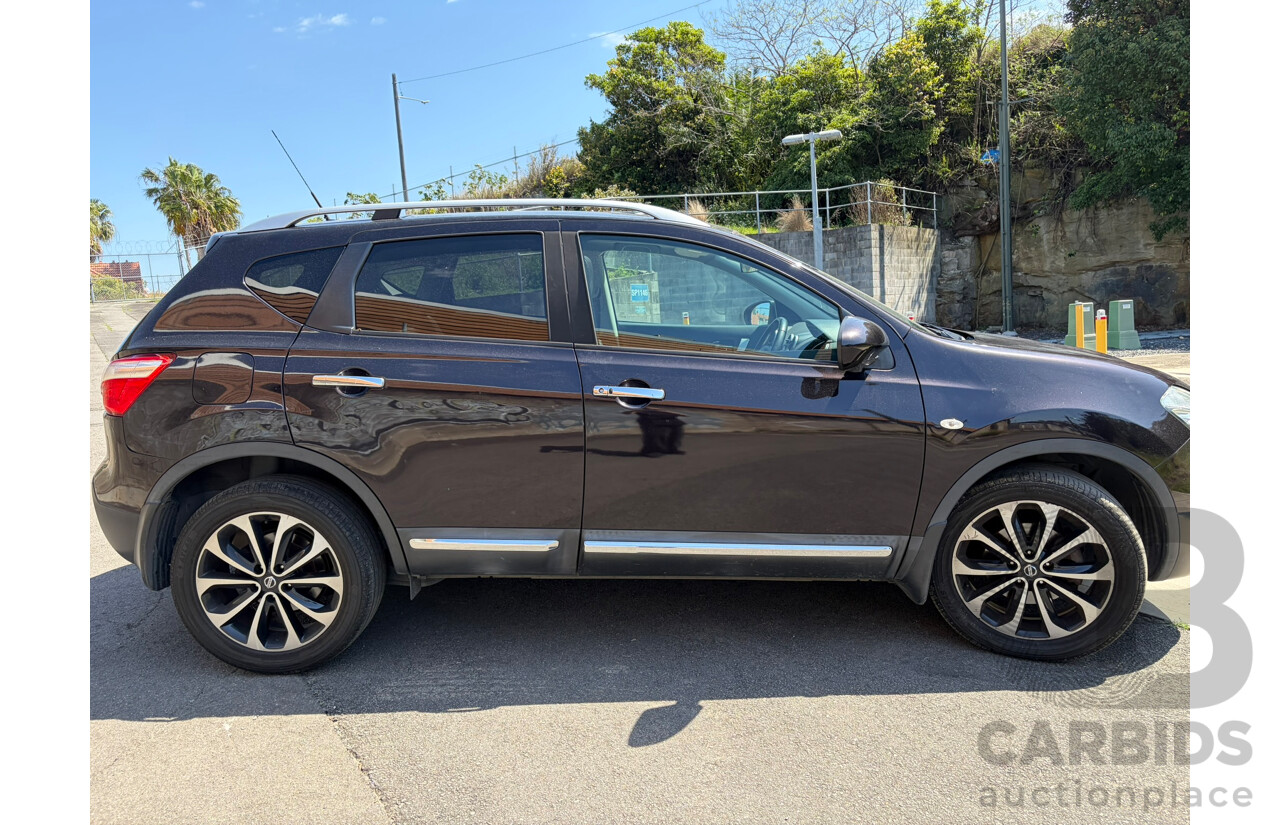 06/2014 Nissan Dualis Ti-L J10 MY13 4d Wagon Nightshade Purple 2.0L