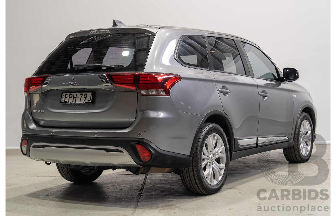 06/2021 Mitsubishi Outlander ES ZL MY21 4d Wagon Grey 2.4L - 7 Seater