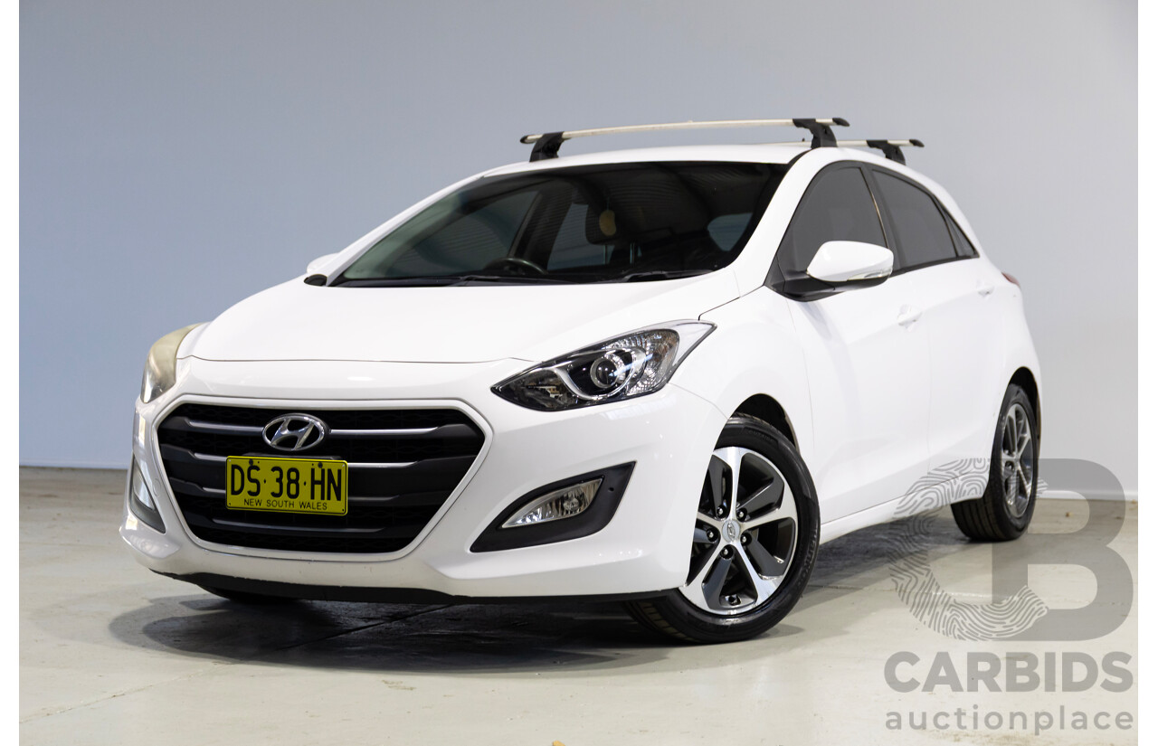 08/2015 Hyundai I30 ACTIVE X GD3 SERIES 2 5d Hatchback White 1.8L