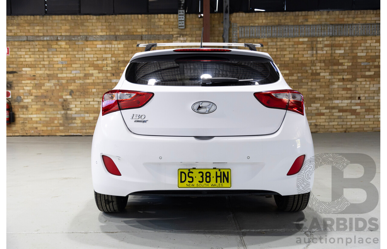 08/2015 Hyundai I30 ACTIVE X GD3 SERIES 2 5d Hatchback White 1.8L