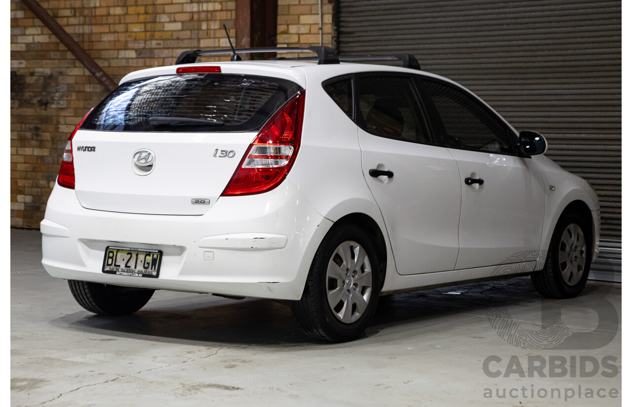 12/2010 Hyundai I30 SX FD MY11 5d Hatchback White 2.0L