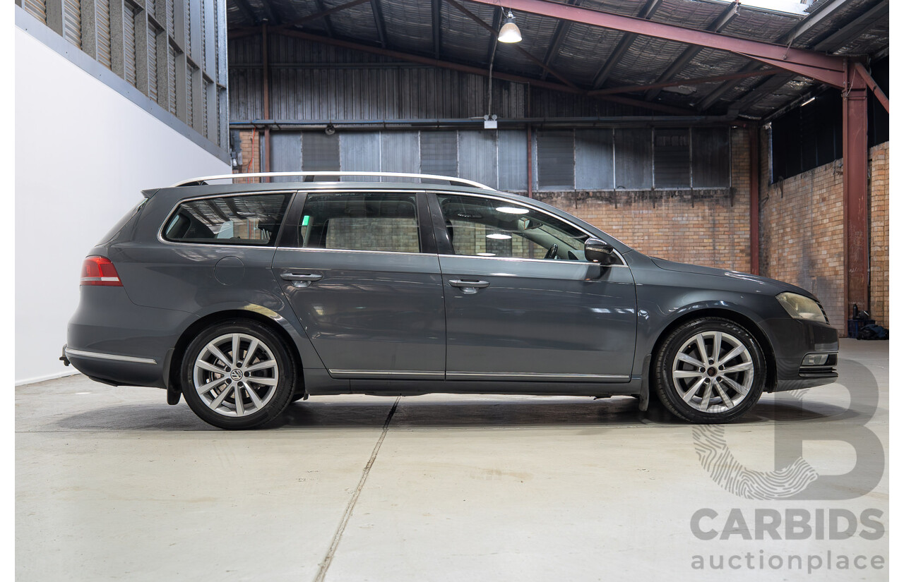 07/2013 Volkswagen Passat V6 FSI Highline (AWD) 3C MY13.5 4d Wagon Grey 3.6L