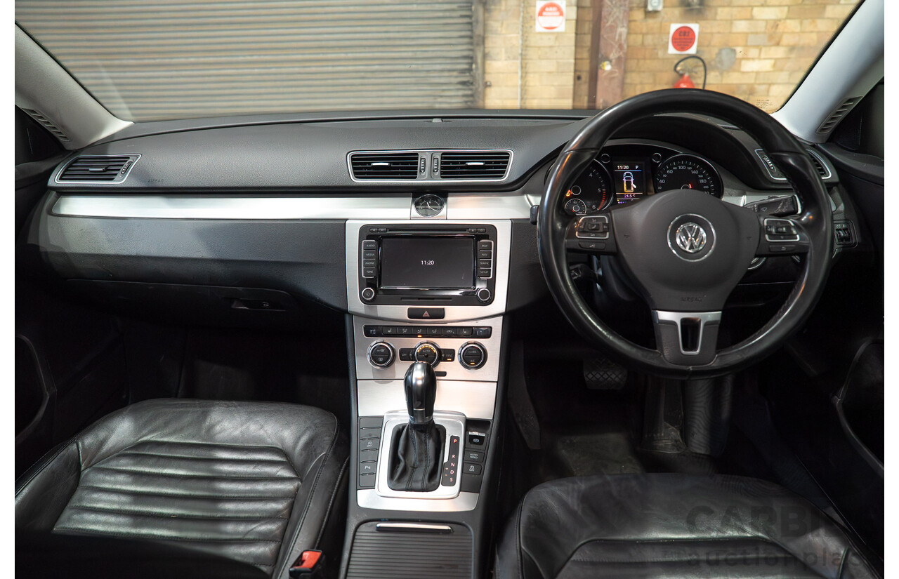 07/2013 Volkswagen Passat V6 FSI Highline (AWD) 3C MY13.5 4d Wagon Grey 3.6L